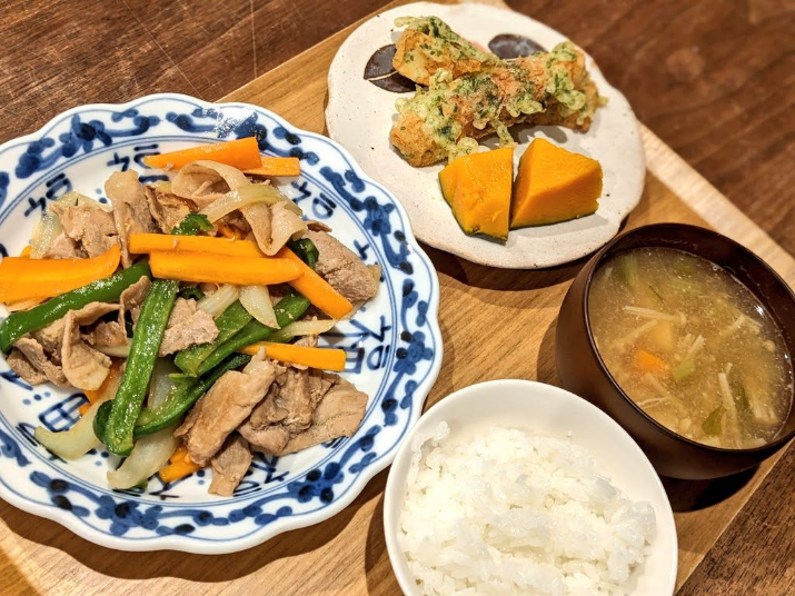 肉野菜炒め
